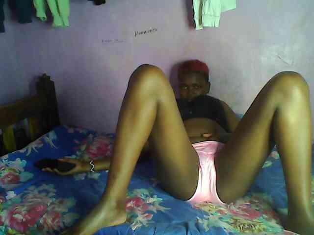 Thickblackebony webcam