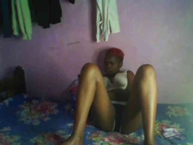 Thickblackebony webcam