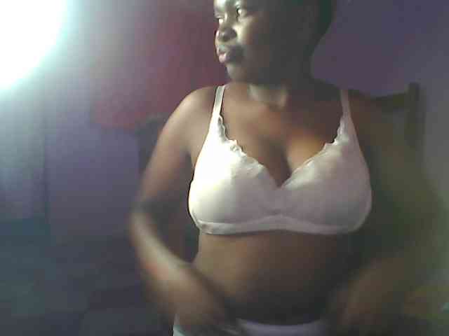 Thickblackebony webcam