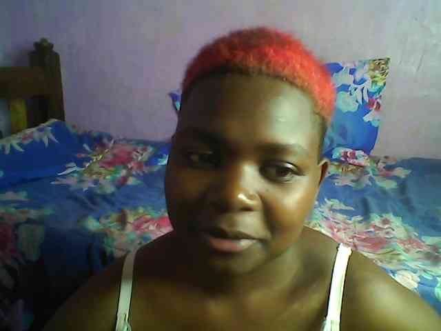 Thickblackebony webcam