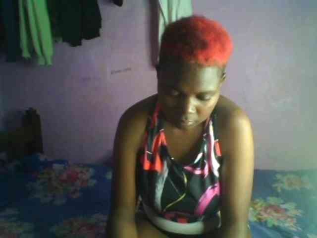 Thickblackebony webcam