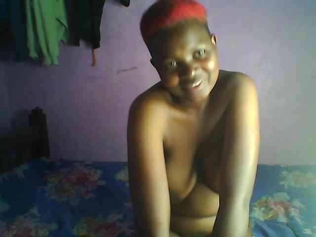 Thickblackebony webcam