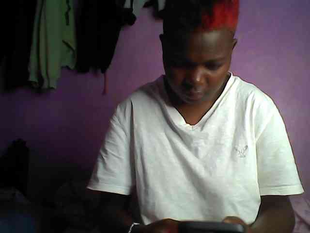 Thickblackebony webcam