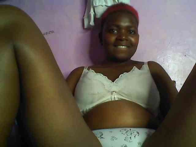 Thickblackebony webcam