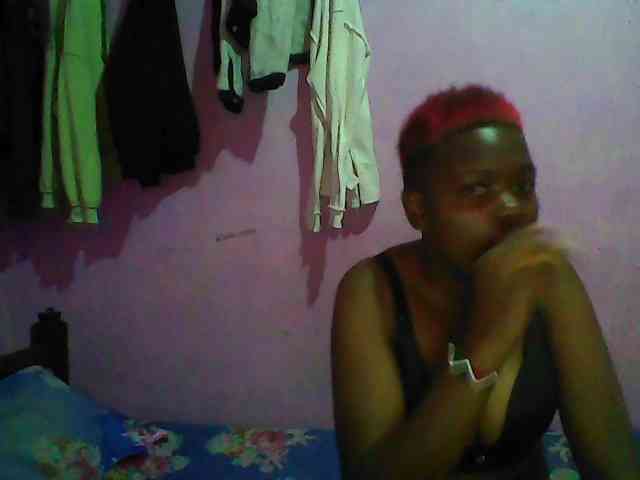 Thickblackebony webcam