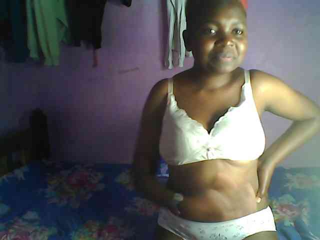 Thickblackebony webcam