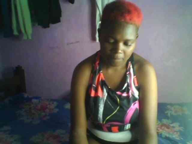 Thickblackebony webcam