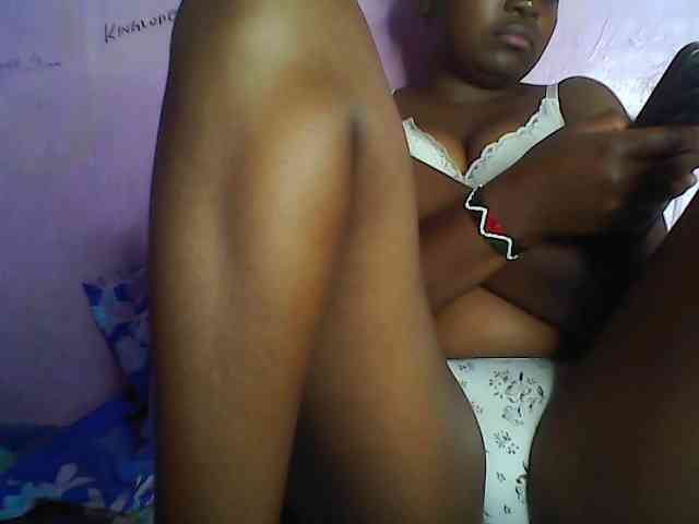Thickblackebony webcam