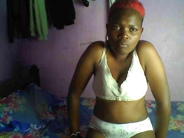 Thickblackebony webcam