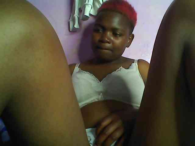 Thickblackebony webcam