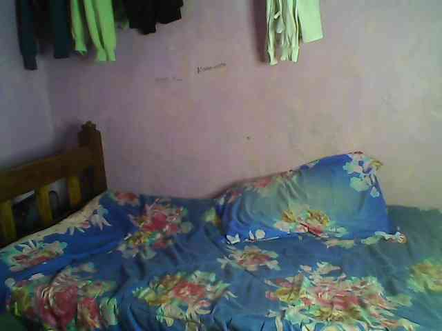 Thickblackebony webcam