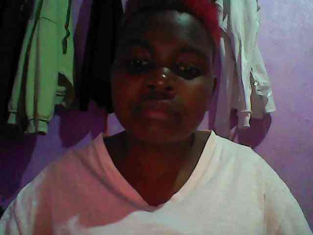 Thickblackebony webcam