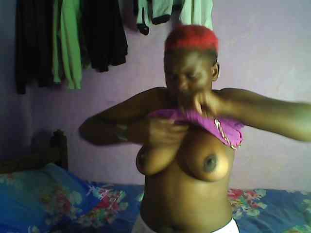 Thickblackebony webcam