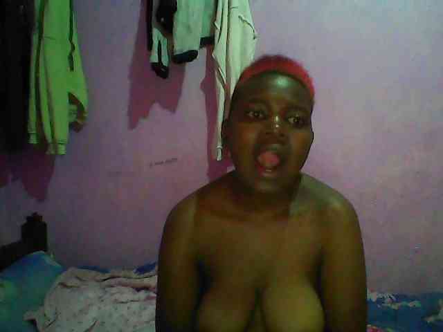 Thickblackebony webcam