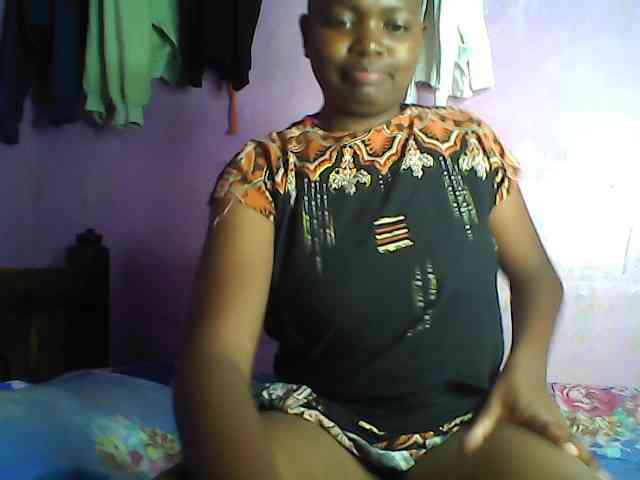 Thickblackebony webcam