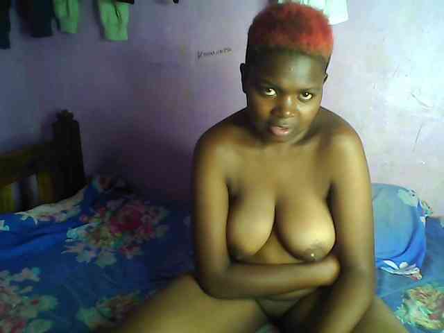 Thickblackebony webcam