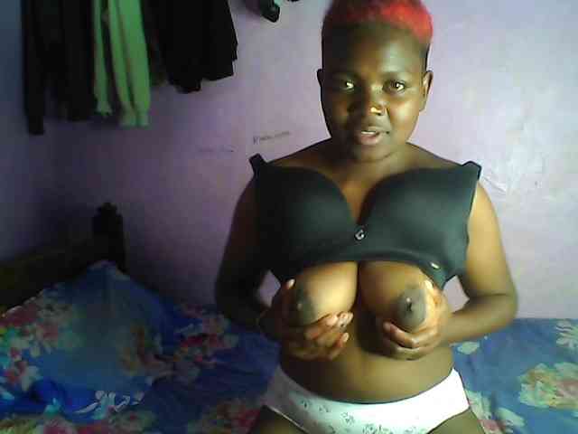 Thickblackebony webcam