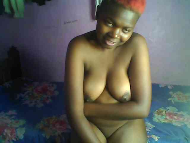 Thickblackebony webcam