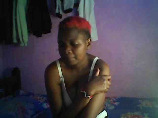 Thickblackebony webcam