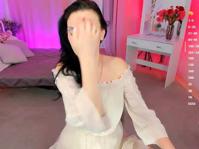 EvanessaJohns's BongaCams show and profile