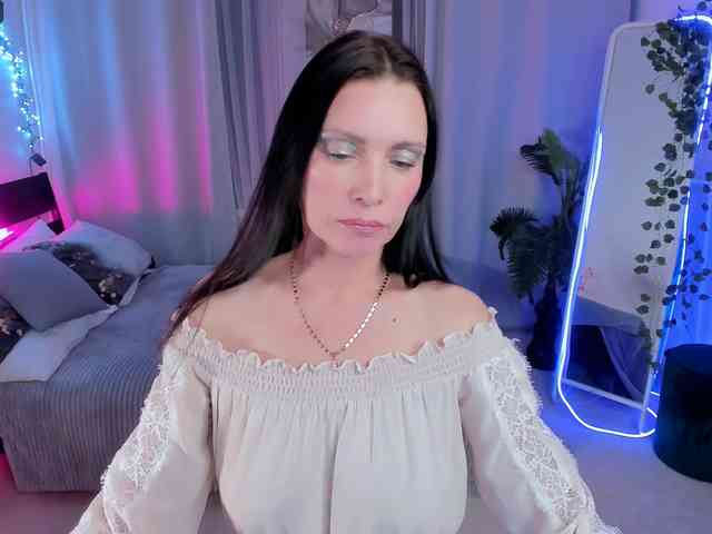 EvanessaJohns webcam