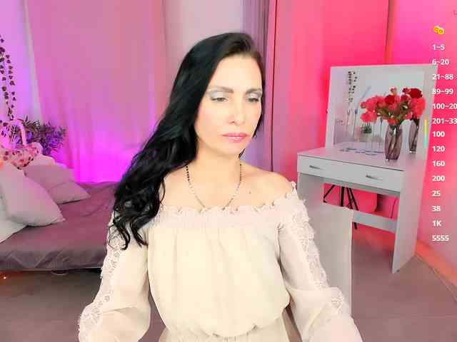 EvanessaJohns webcam