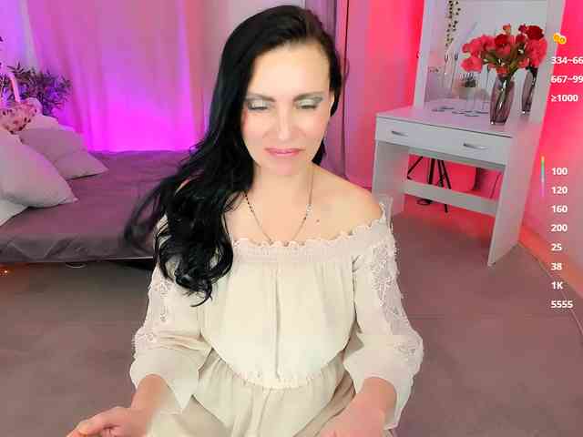 EvanessaJohns webcam