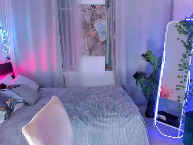 EvanessaJohns webcam