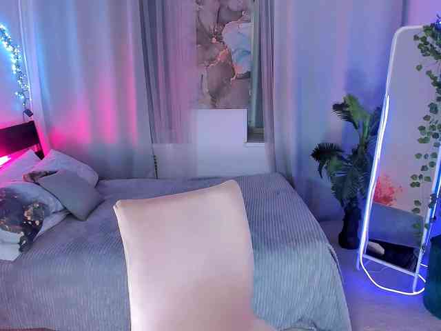 EvanessaJohns webcam