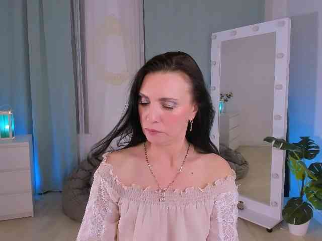 EvanessaJohns webcam