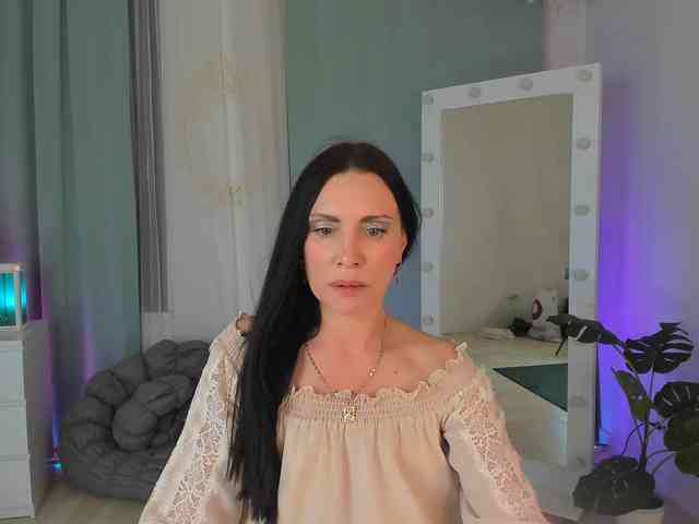 EvanessaJohns webcam