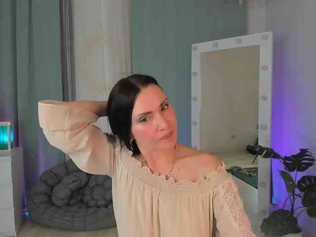 EvanessaJohns webcam