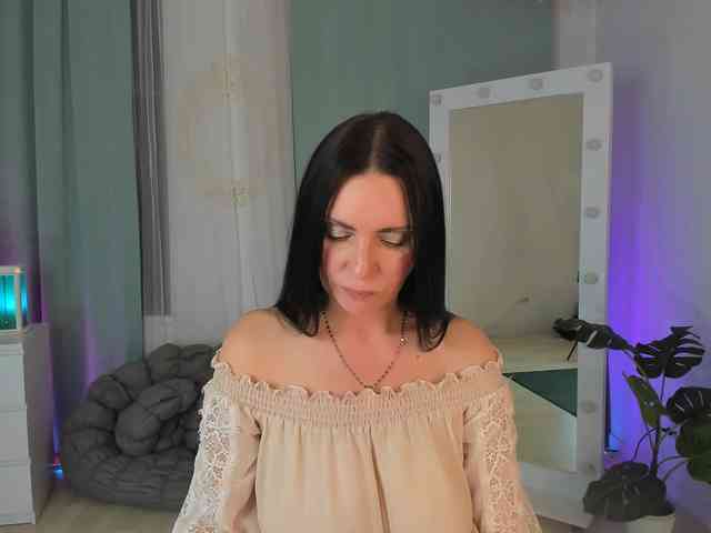 EvanessaJohns webcam