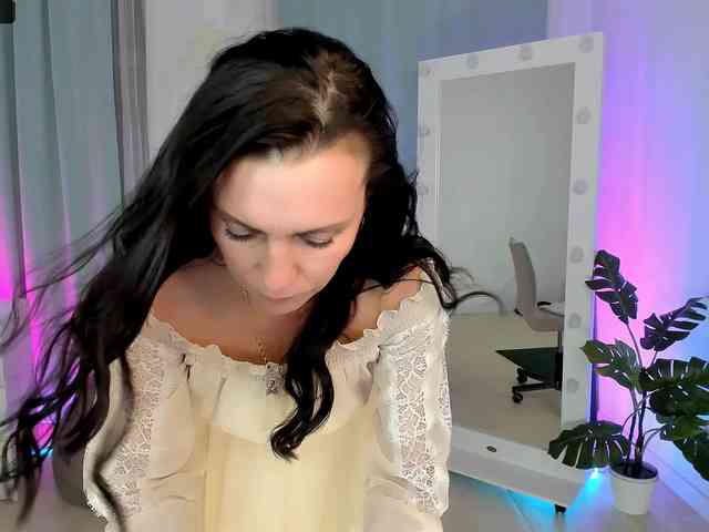 EvanessaJohns webcam