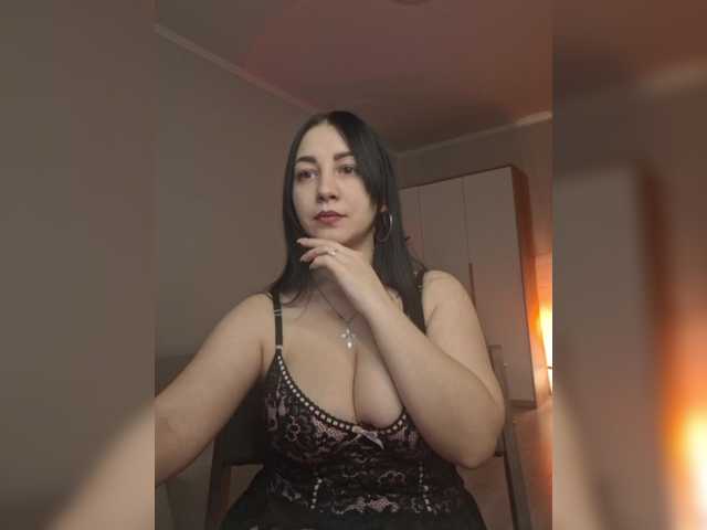 KaRiNa98b's BongaCams show and profile