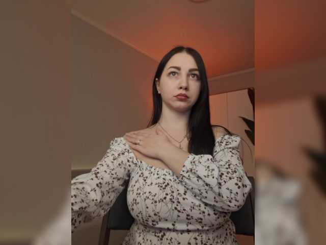 KaRiNa98b's BongaCams show and profile