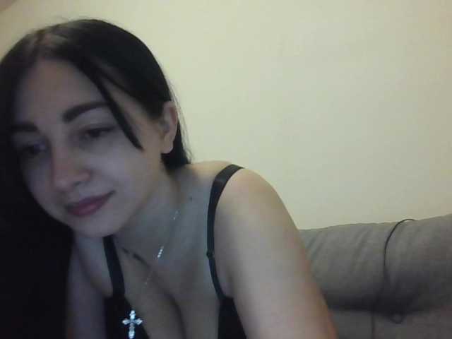 KaRiNa98b live cam