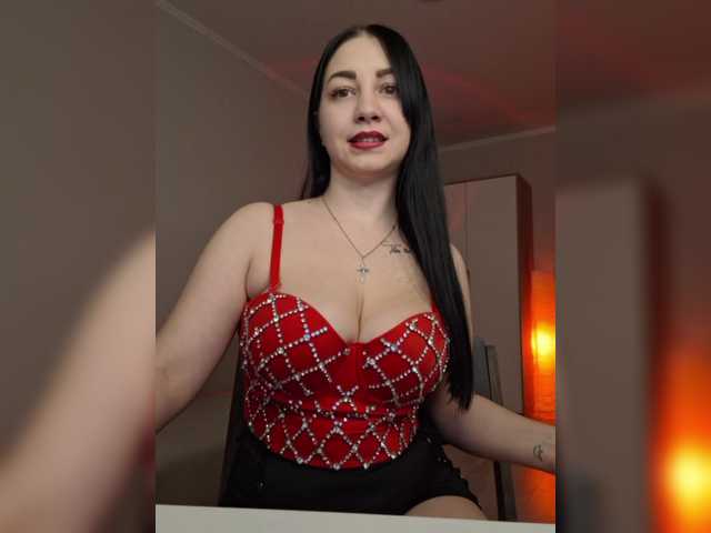 KaRiNa98b's BongaCams show and profile