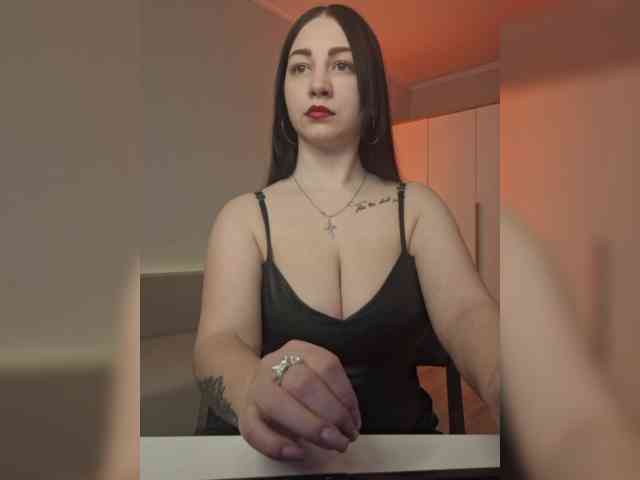 KaRiNa98b webcam