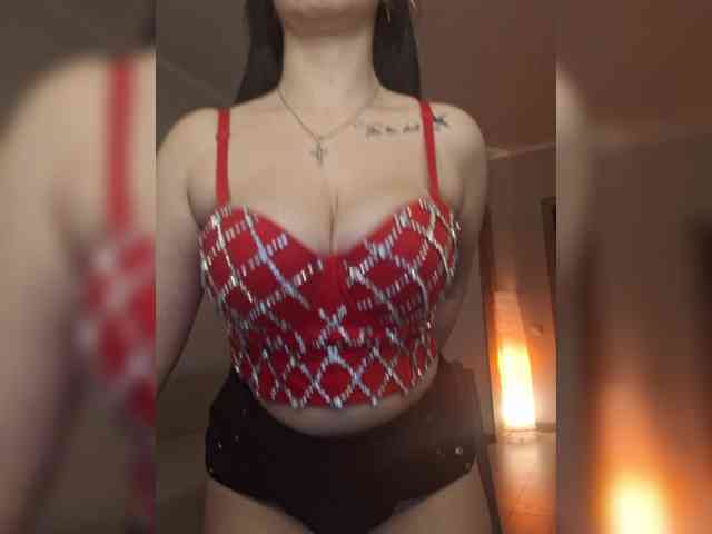 KaRiNa98b webcam