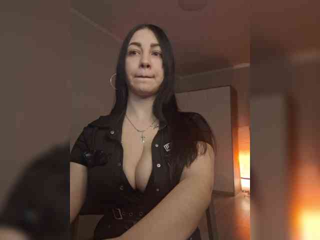 KaRiNa98b webcam