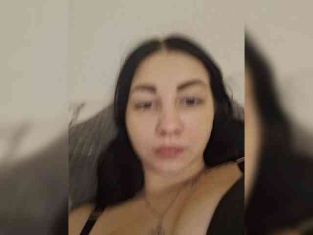 KaRiNa98b webcam