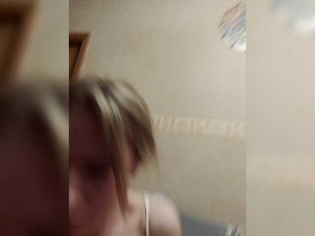 Miss-krasotka – webcam model profile photo