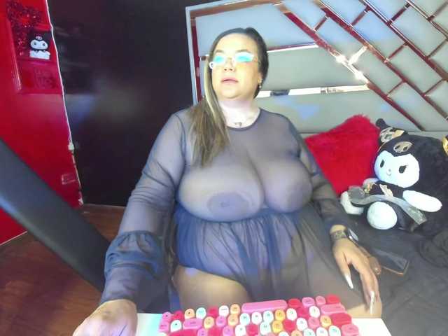 HellenHadsell's BongaCams show and profile