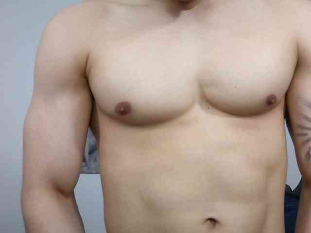 Lysancorvv Live Webcam on BongaCams