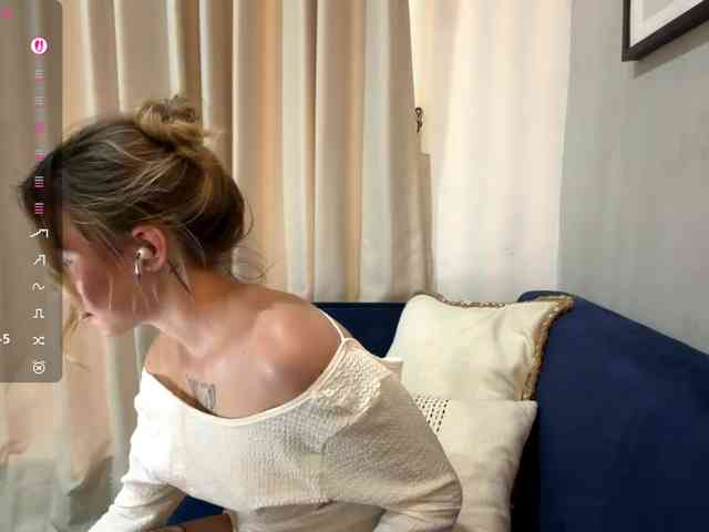 GladysCely Live Webcam on BongaCams