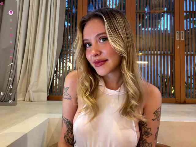 GladysCely GladysCely