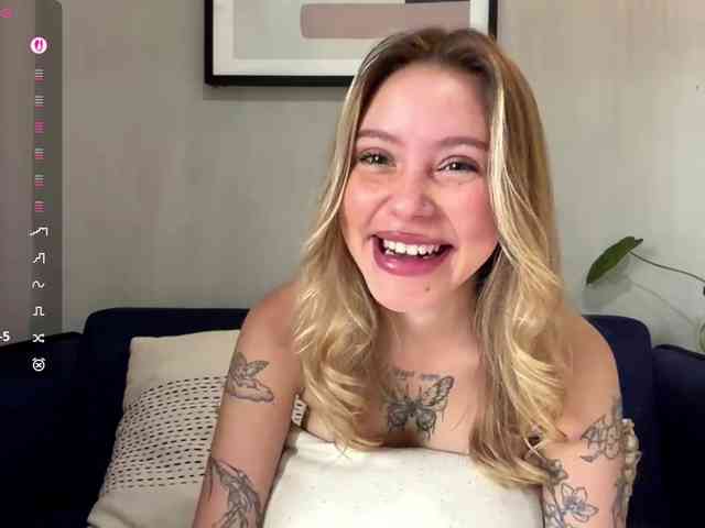 GladysCely GladysCely