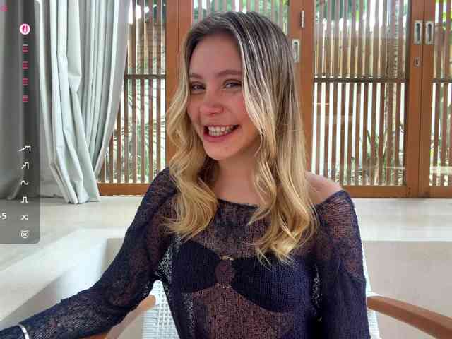 GladysCely GladysCely