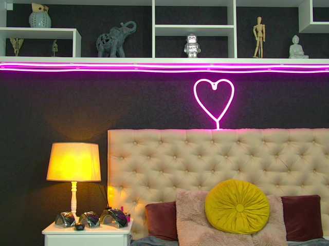 TaniaKarevina from BongaCams is Freechat